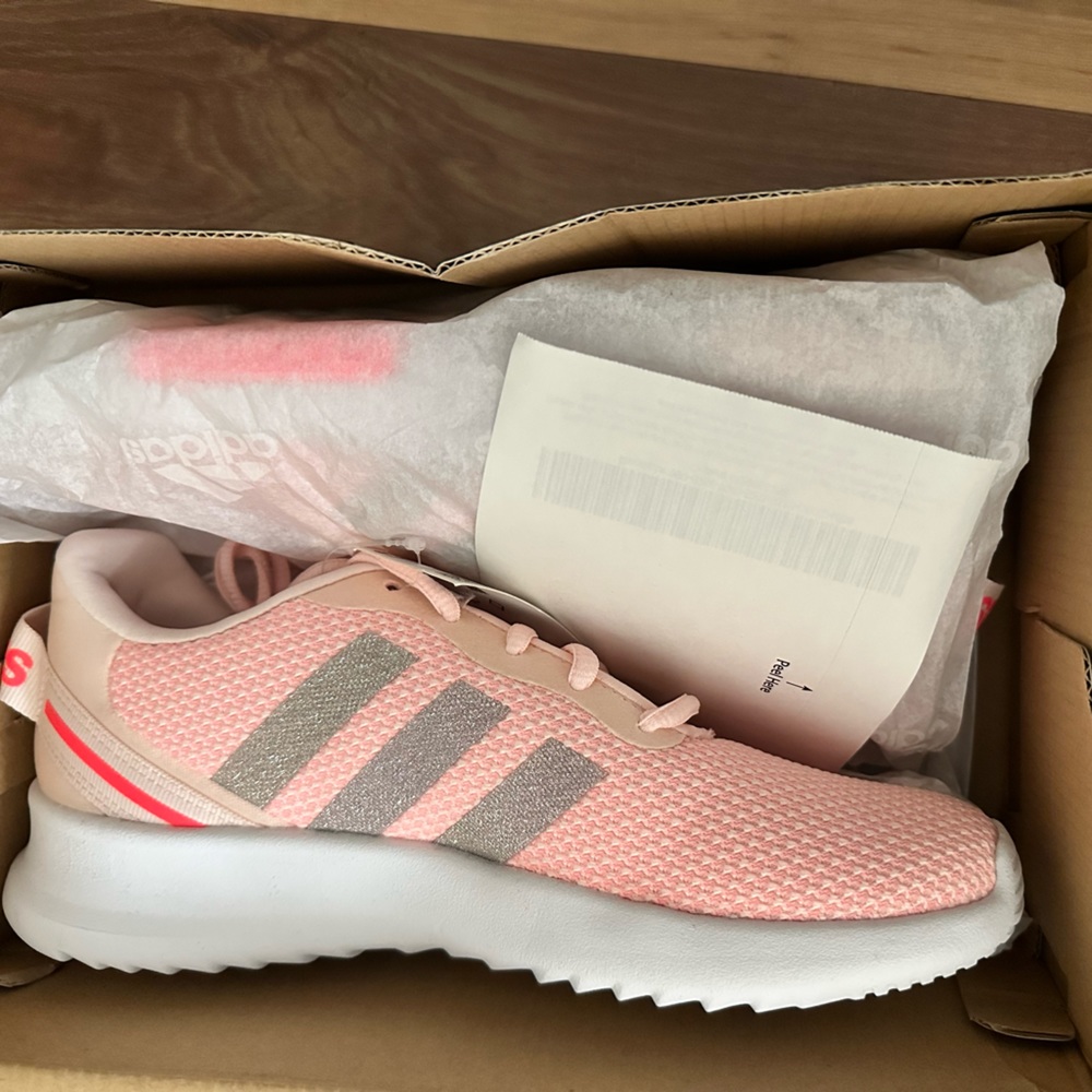 Womens adidas running shoe size 5